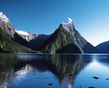 Le mitre peak dans le Fiordland