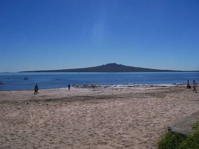 L'ile de rangitoto vue du northshore