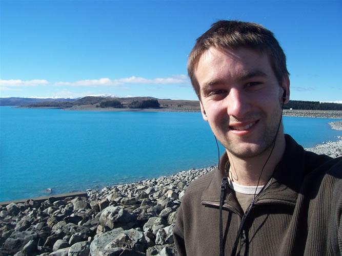 Le lac pukaki bleu turquoise