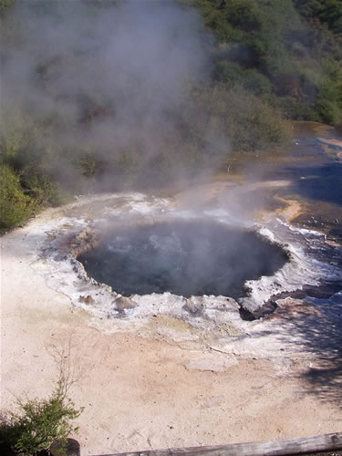 La photo de la Cooking Pool ou Ngararatuatara